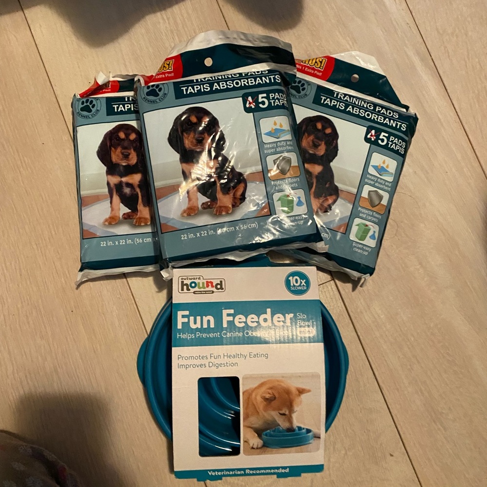 New Puppy fun feeder bowl & potty training pads (3packages)